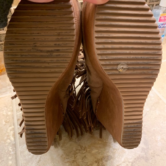 GC side zip tassel wedge booties - Picture 6 of 6